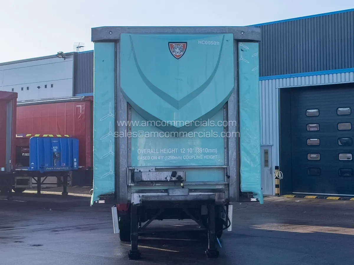 2019 TIGER 33fT CURTAIN SIDE TRI AXLE TRAILER - Image 2
