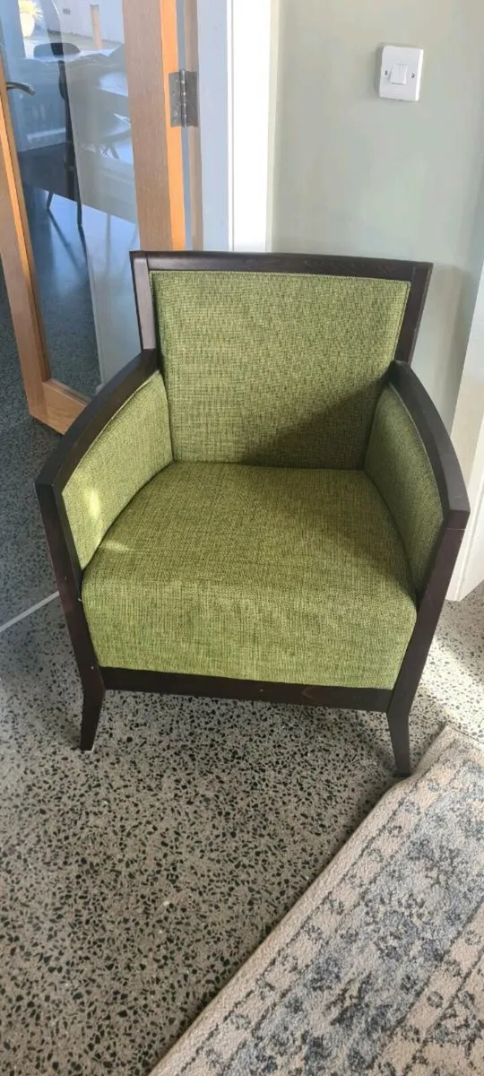 Accent chair - Image 1