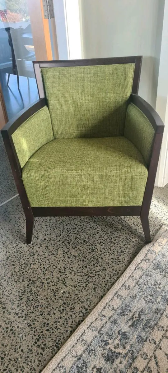 Accent chair - Image 2