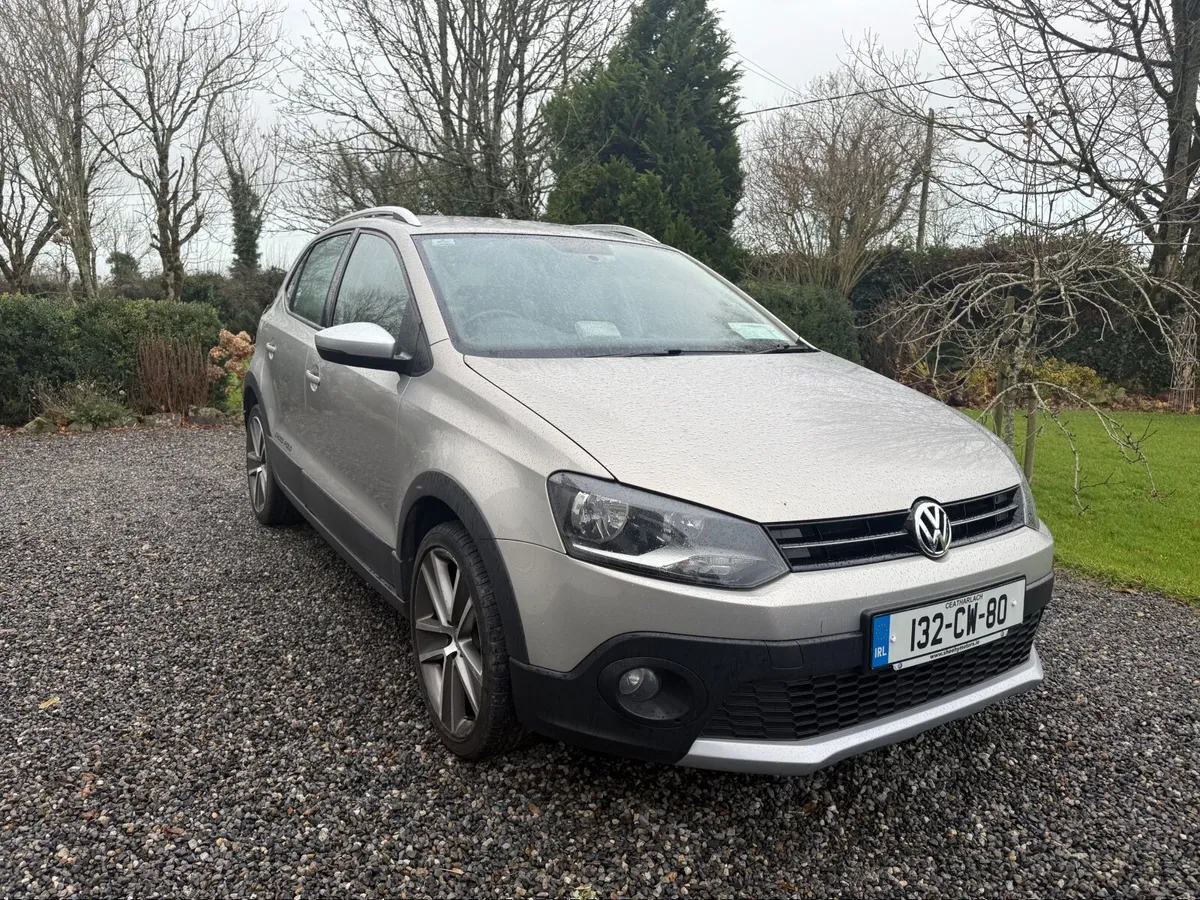 Volkswagen Cross Polo 2013 - Image 1