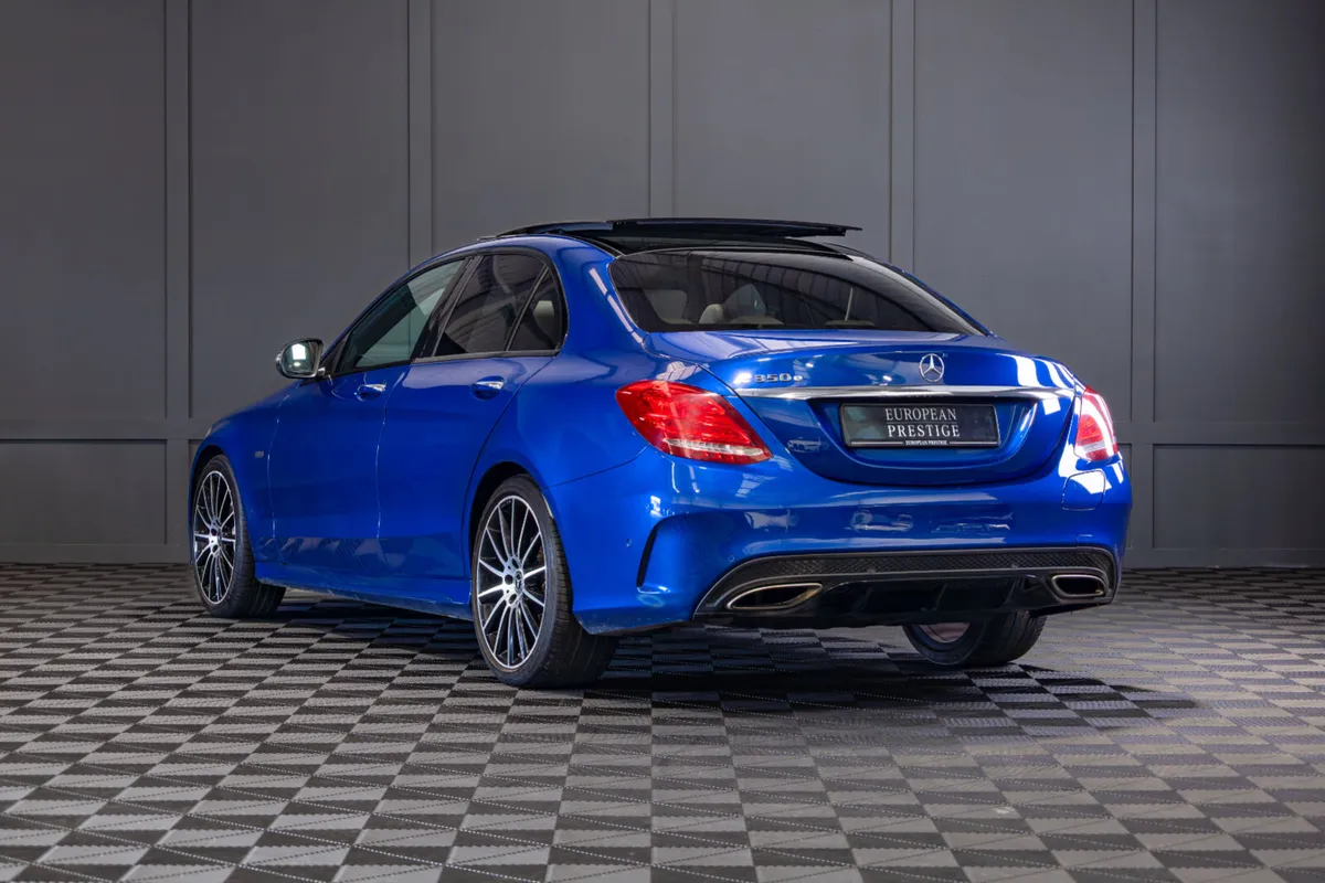 2018 Mercedes-Benz C-Class C350e AMG Line Premium+ - Image 4