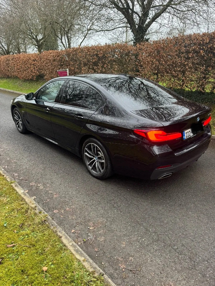 BMW 5-Series 2022 - Image 4