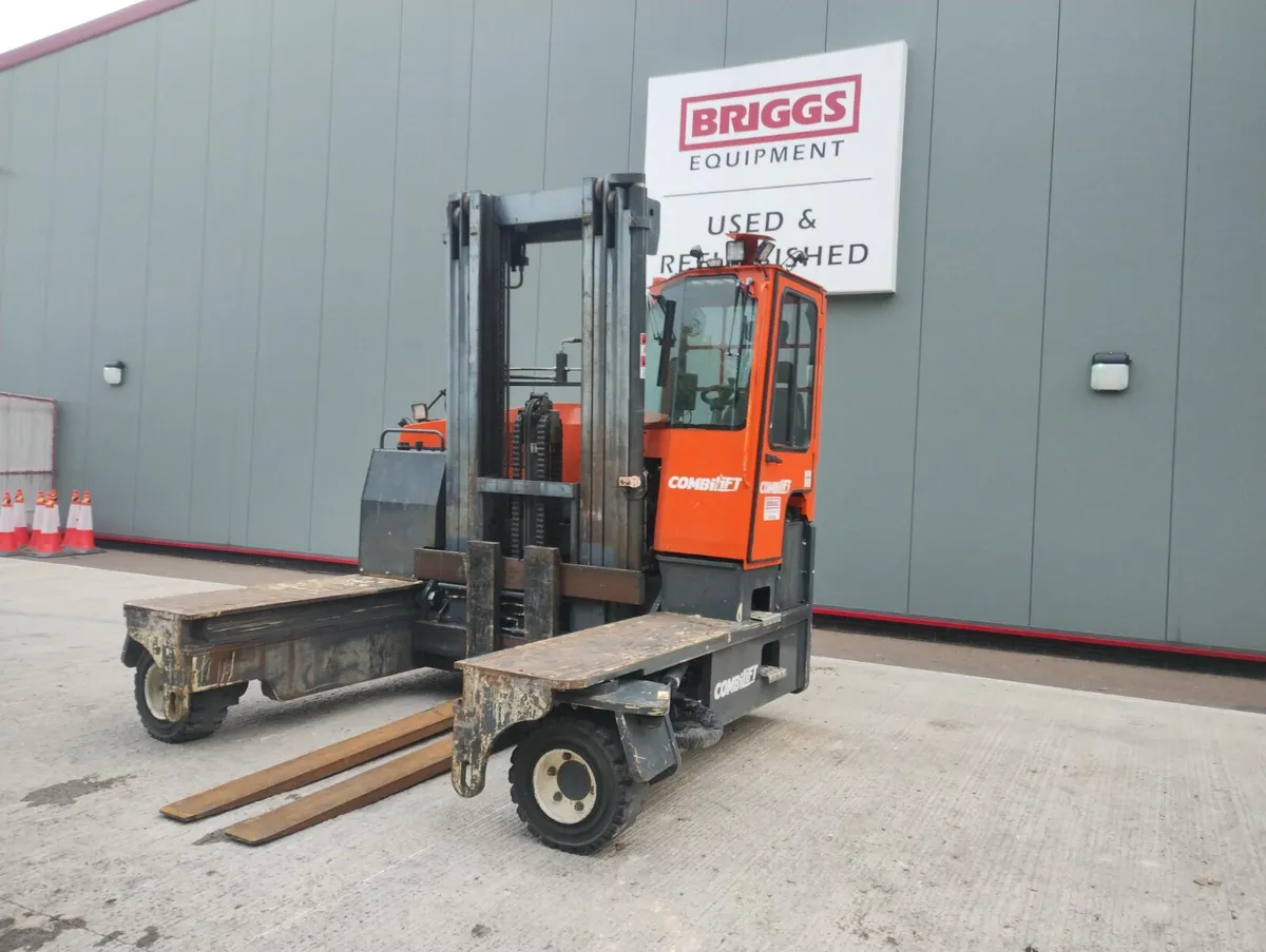 [1] 2019 Combilift C8000 Forklift - Image 2