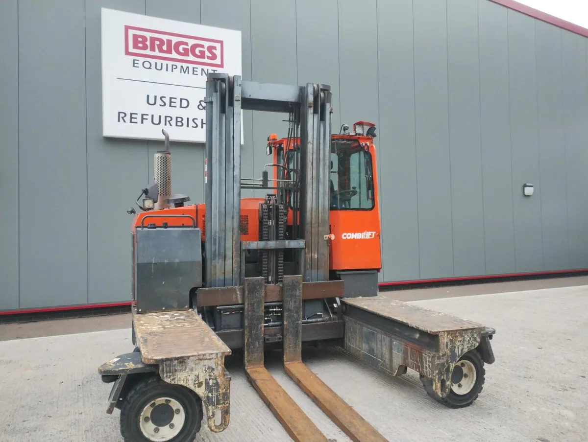 [1] 2019 Combilift C8000 Forklift - Image 1