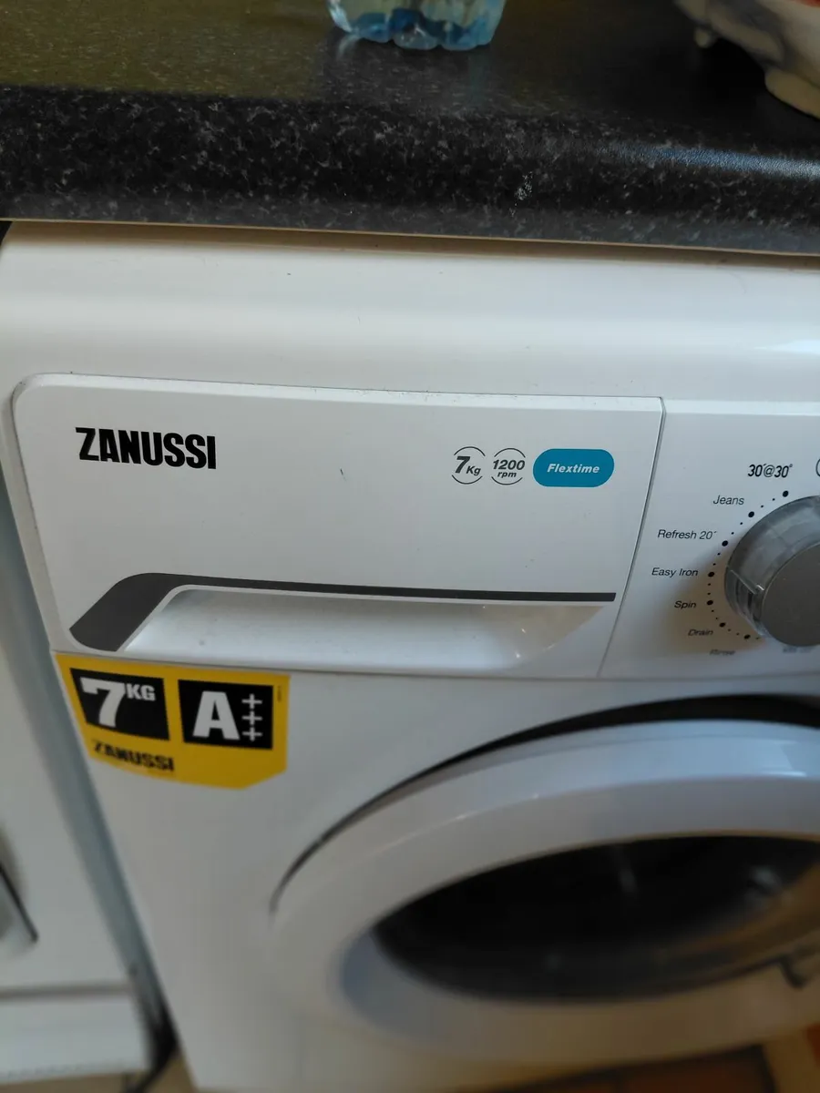 Zanusdi 7kg A rated washing machine - Image 1