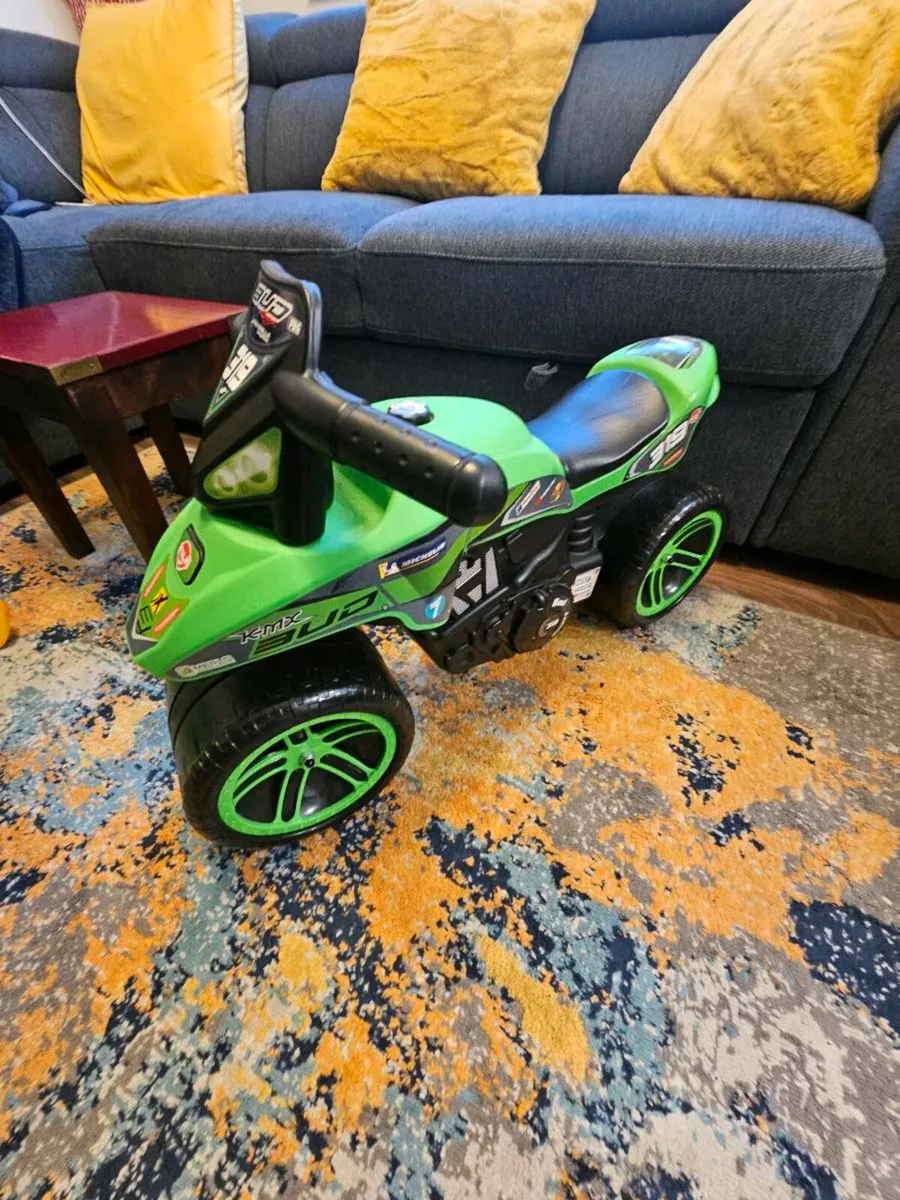 Ride on Moyer Bike - Image 1