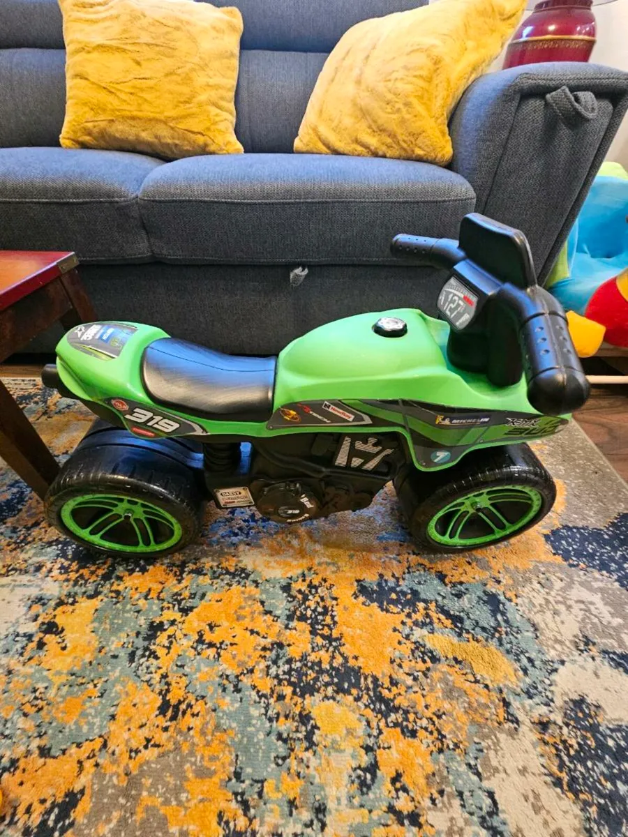 Ride on Moyer Bike - Image 3