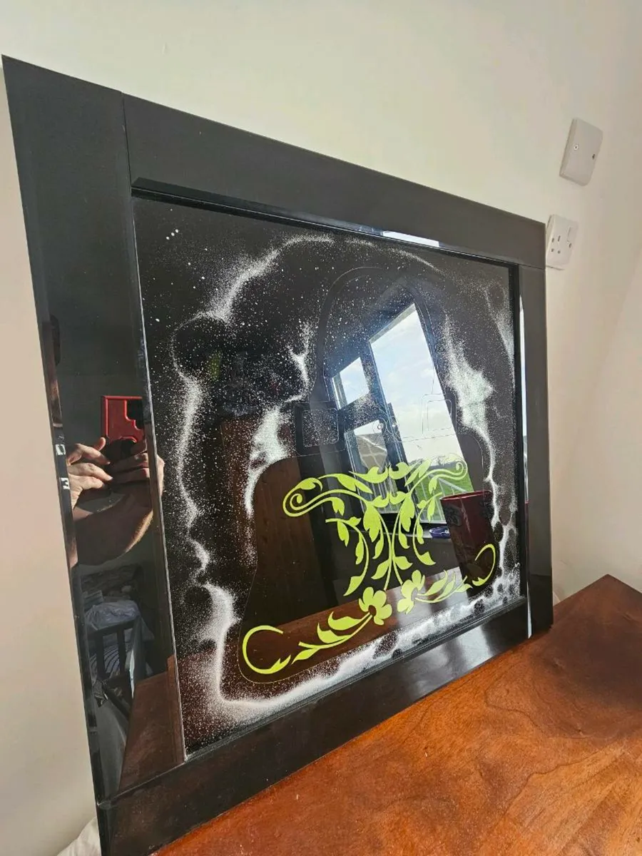 Photo with frames - Image 1