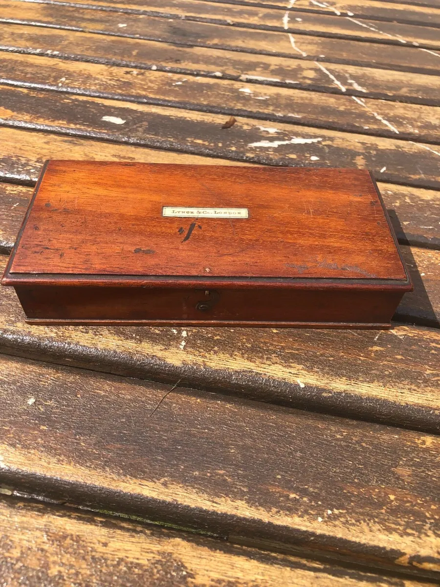 Antique Scales and Weights - Image 4