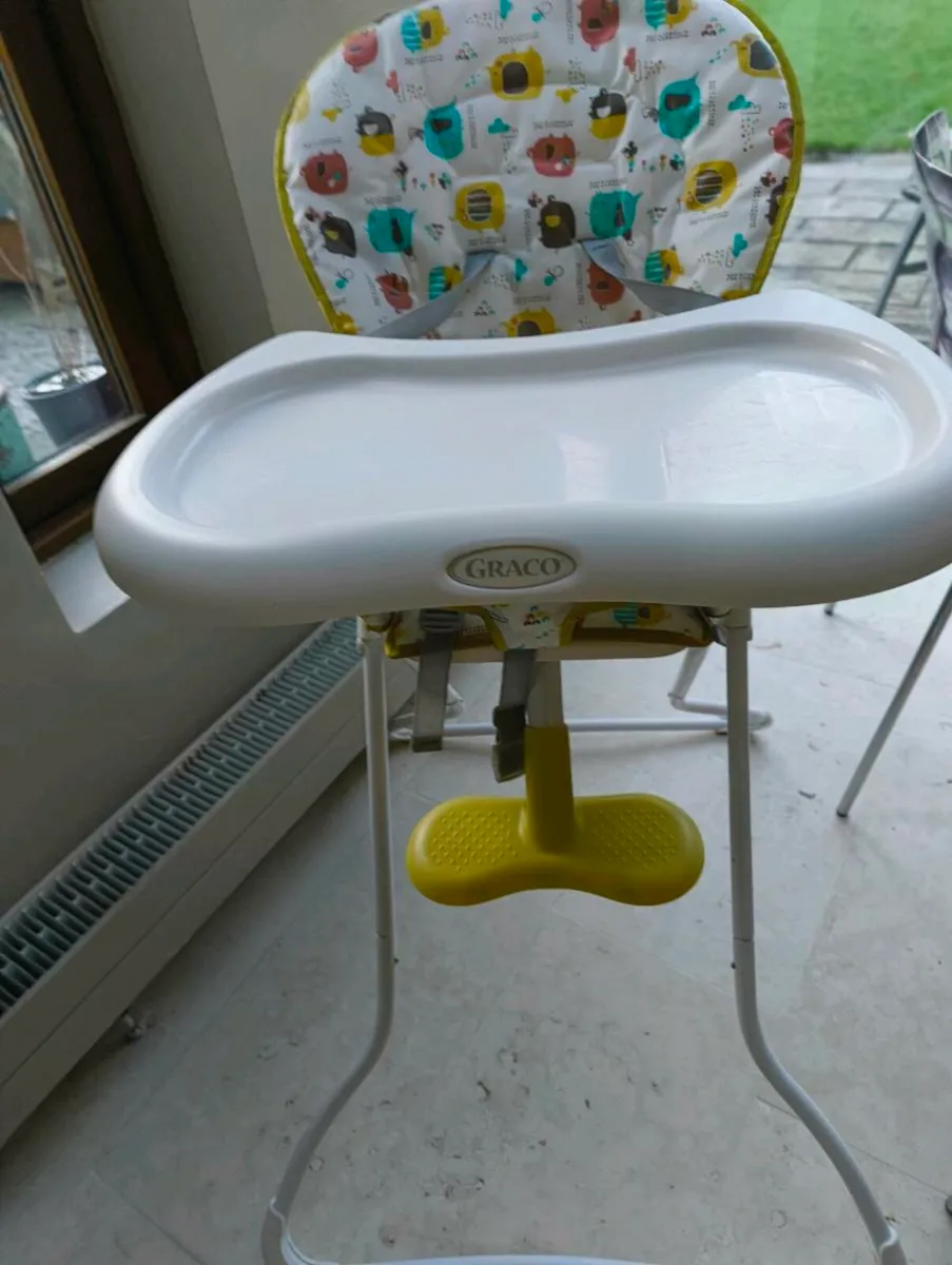 Baby High Chair Spotless - Image 2