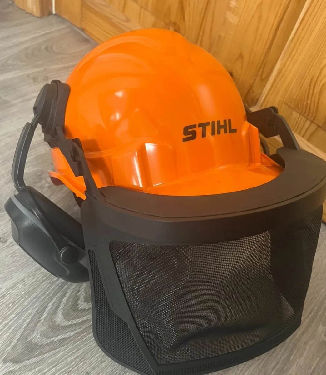 Chainsaw Personal Protective Equipment - Image 4