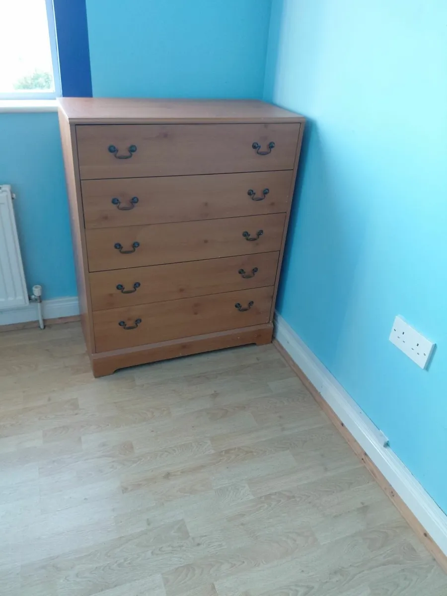 Chest of drawers - Image 2