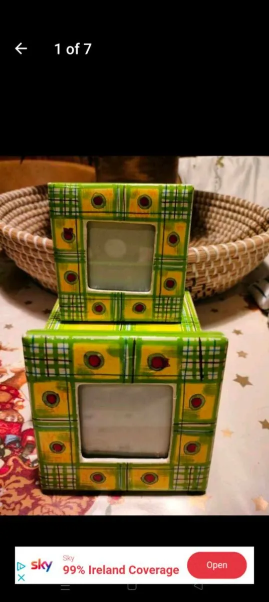 Vintage wooden frames set of 2. in paper Mache box - Image 1