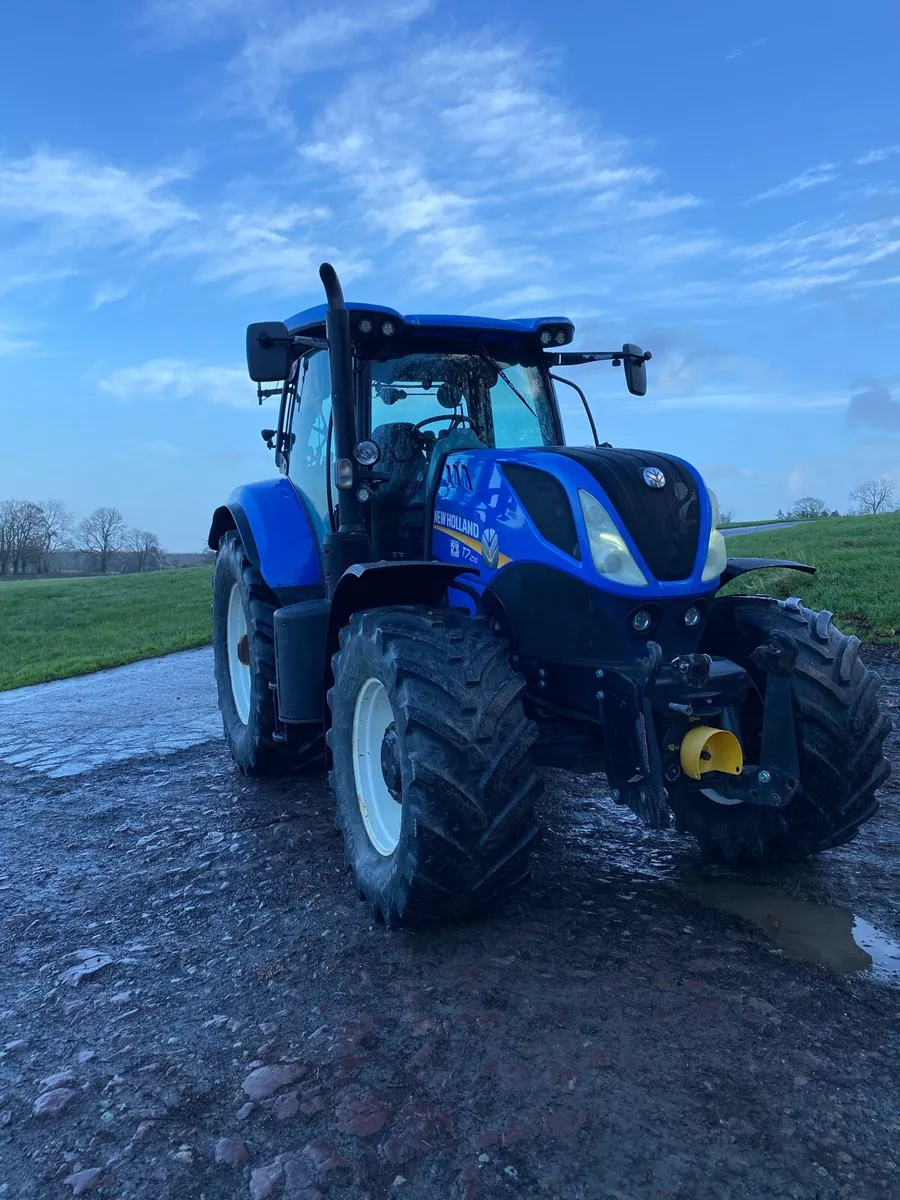 New Holland T7210 - Image 2