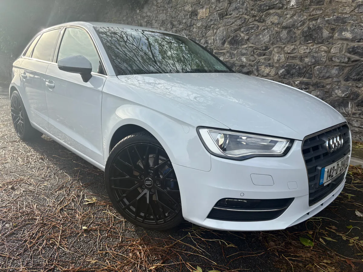 Audi A3 2014 AUTO S-TRONIC (NEW NCT) - Image 1