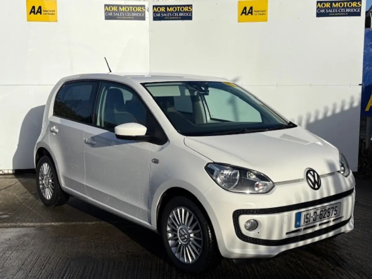 Volkswagen up! 2015 - Image 1