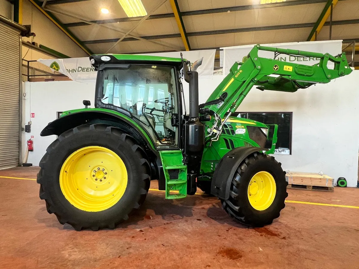John Deere 6110R 2017 - Image 4