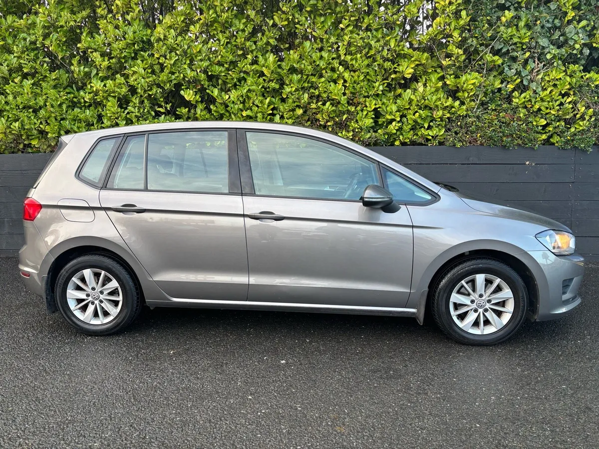 2014 VW GOLF *ONLY 130K KM* DIESEL FOR SALE - Image 2