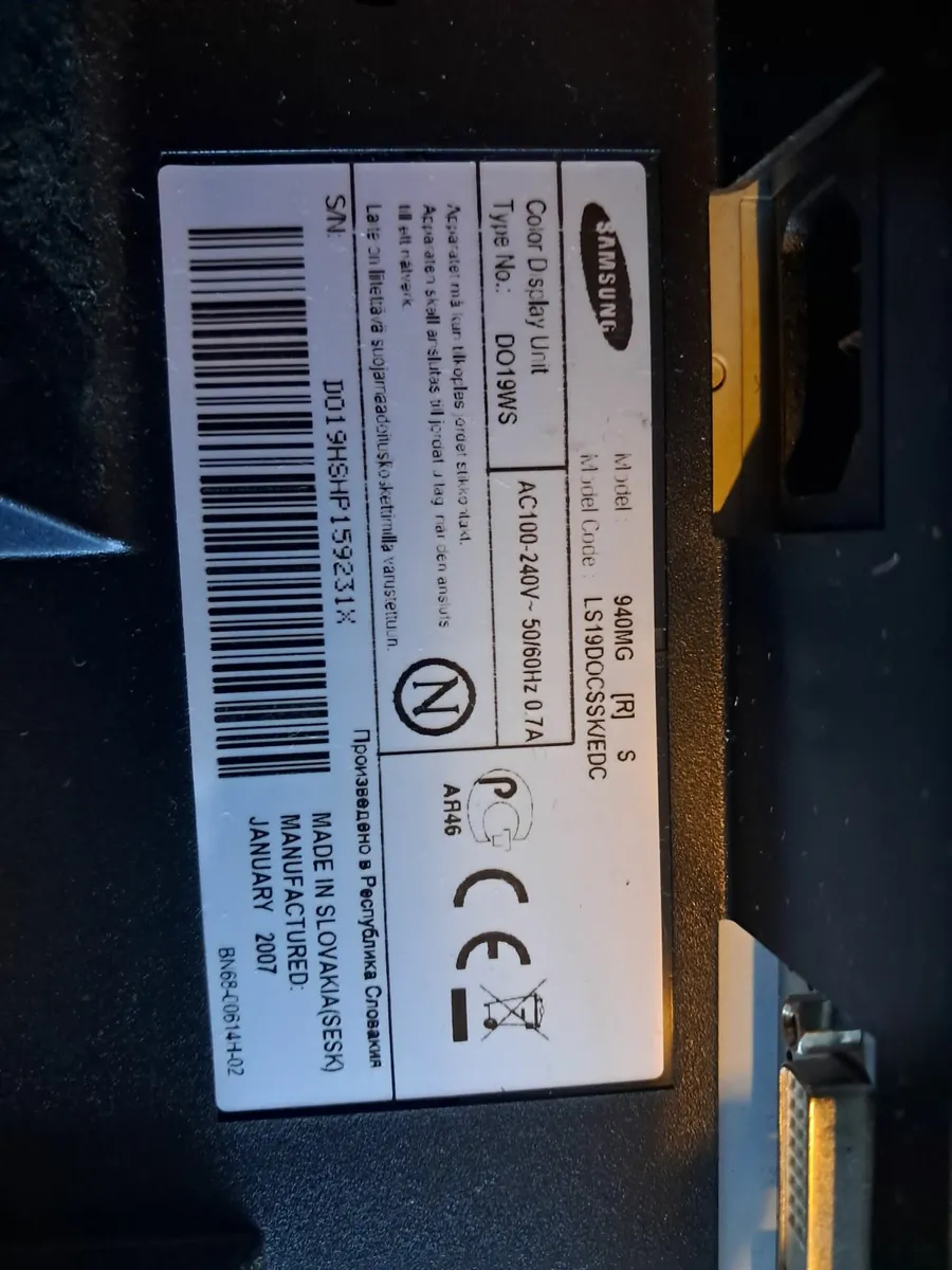 19" TV and monitor - Image 3