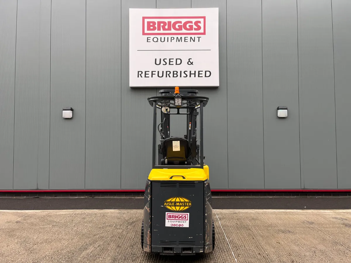 [1] 2019 Aisle Master AM15SE Forklift (REF: 11635) - Image 4