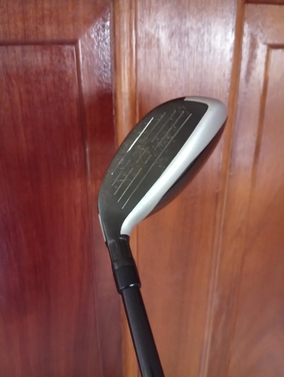 TaylorMade M4 Three Rescue As New Stiff Flex - Image 4