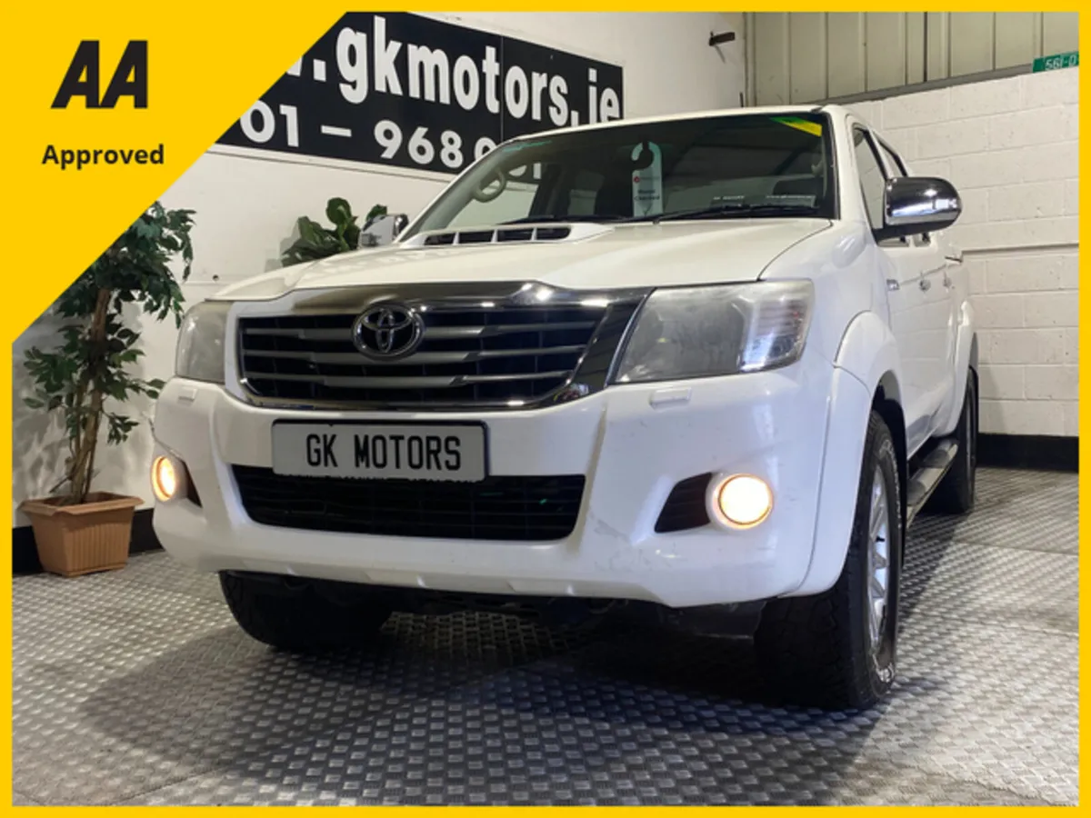 Toyota Hilux 2014//3.0 D4D INVINCIBLE/// - Image 1