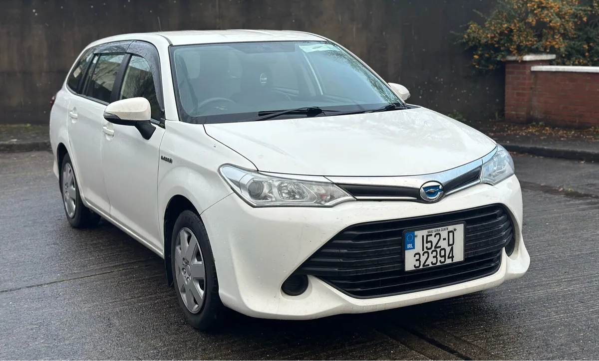 Toyota Corolla fielder Hybrid Automatic - Image 1