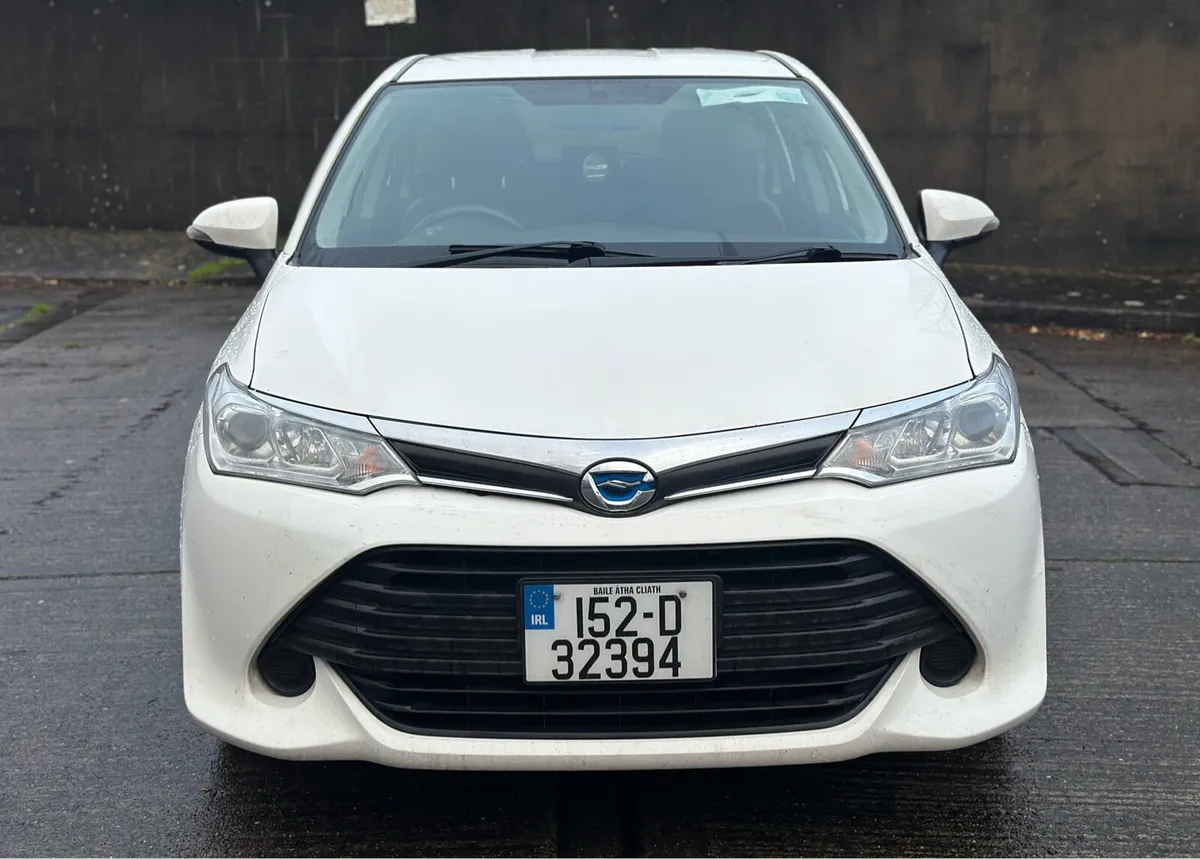 Toyota Corolla fielder Hybrid Automatic - Image 2