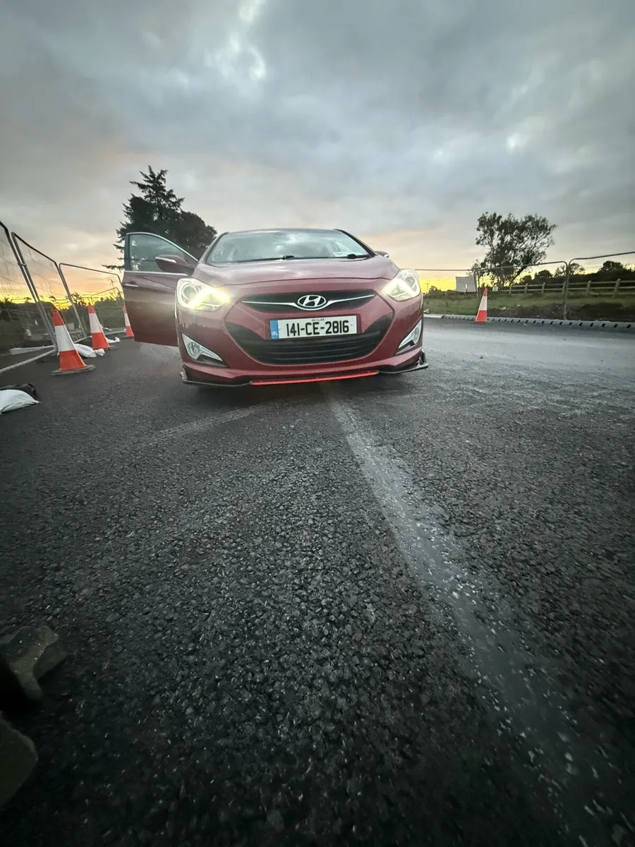 Hyundai i40 2014 - Image 2
