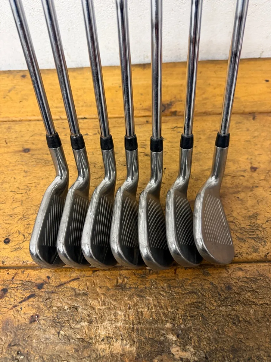 Callaway Golf XR Irons 4-PW RH R Flex - Image 3