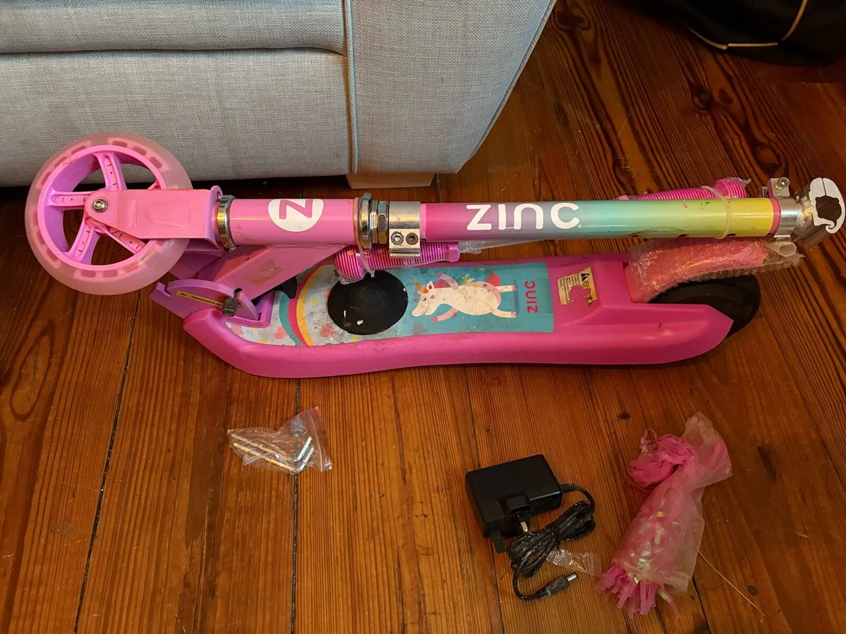 Zinc Electric scooter