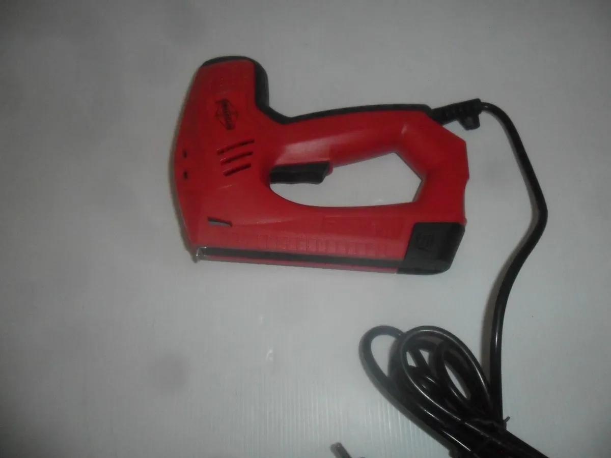 Electric Staple Gun - Image 1