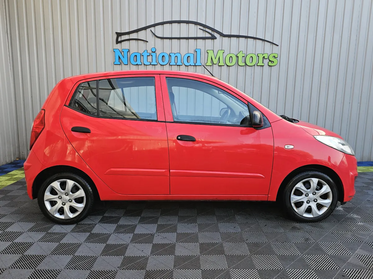 2013 Hyundai i10 1.2 Deluxe Automatic - Image 2