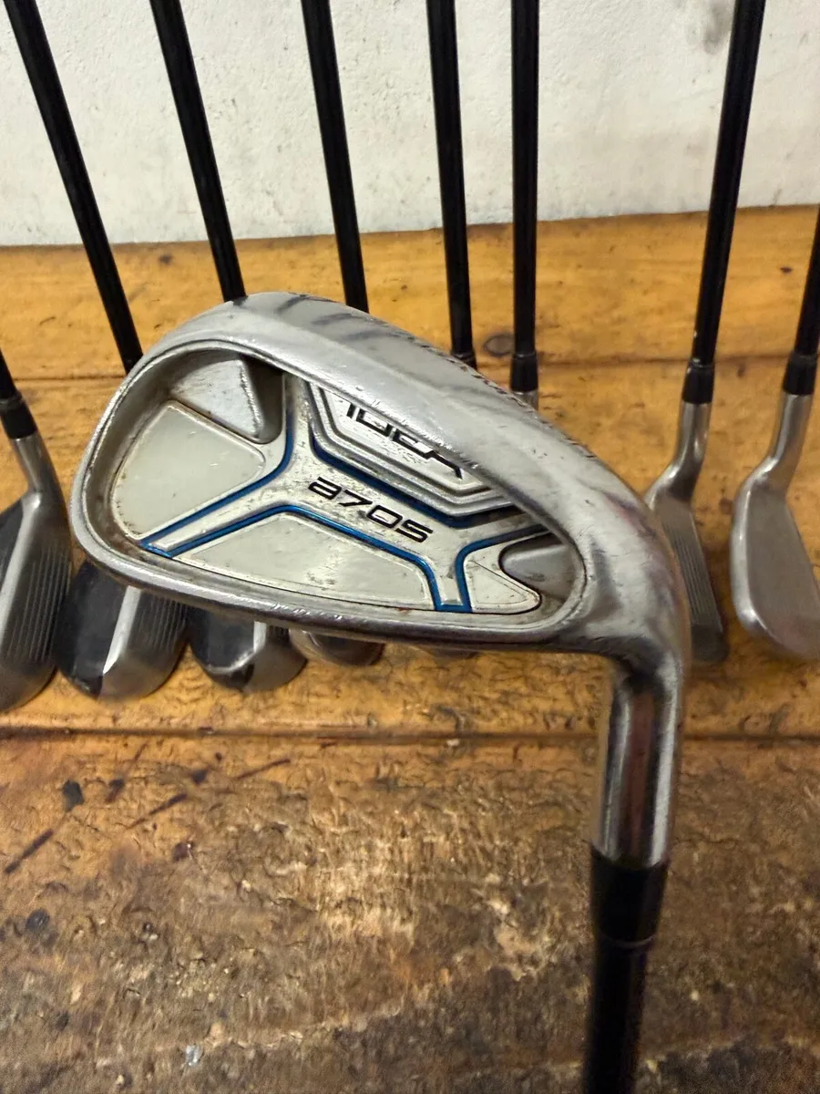Adams Golf A705 Hybrid Set 3-GW RH R Flex - Image 1