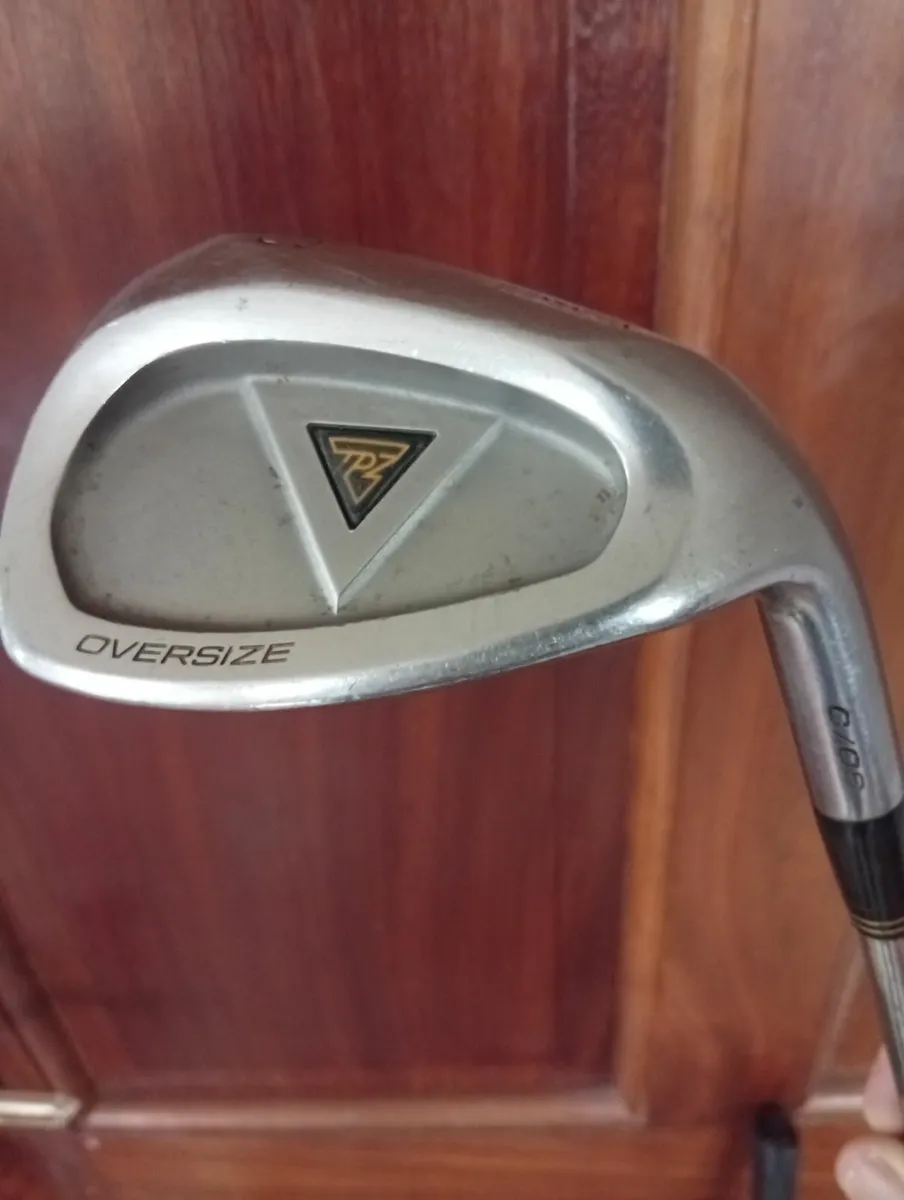 Pitch + Putt Set - Mizuno & Wilson & Balls /Tees - Image 3