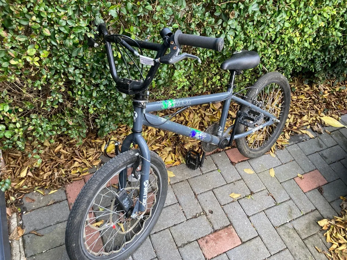 Childs bike - Image 1