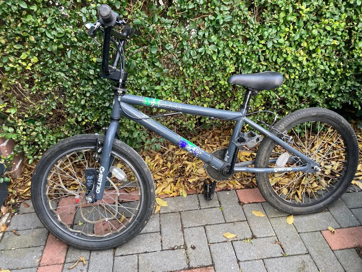Childs bike - Image 2