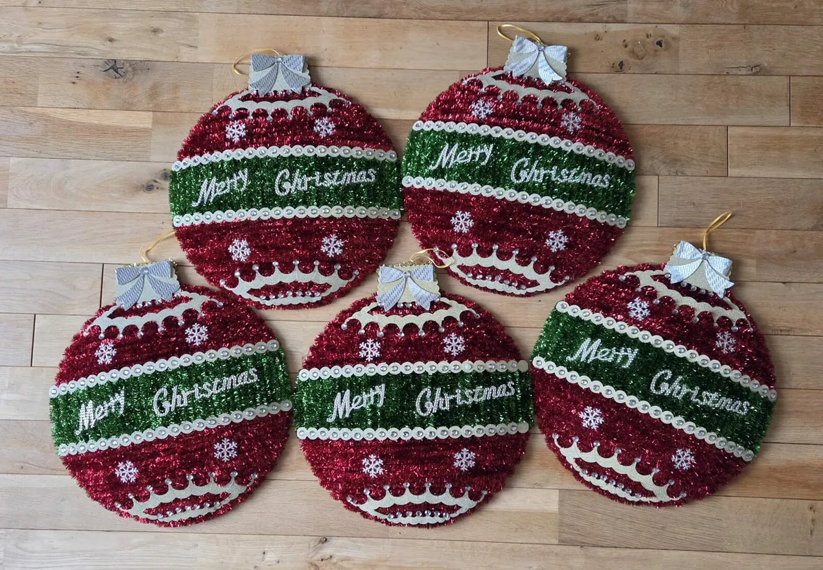 Large Christmas baubles set - Image 2