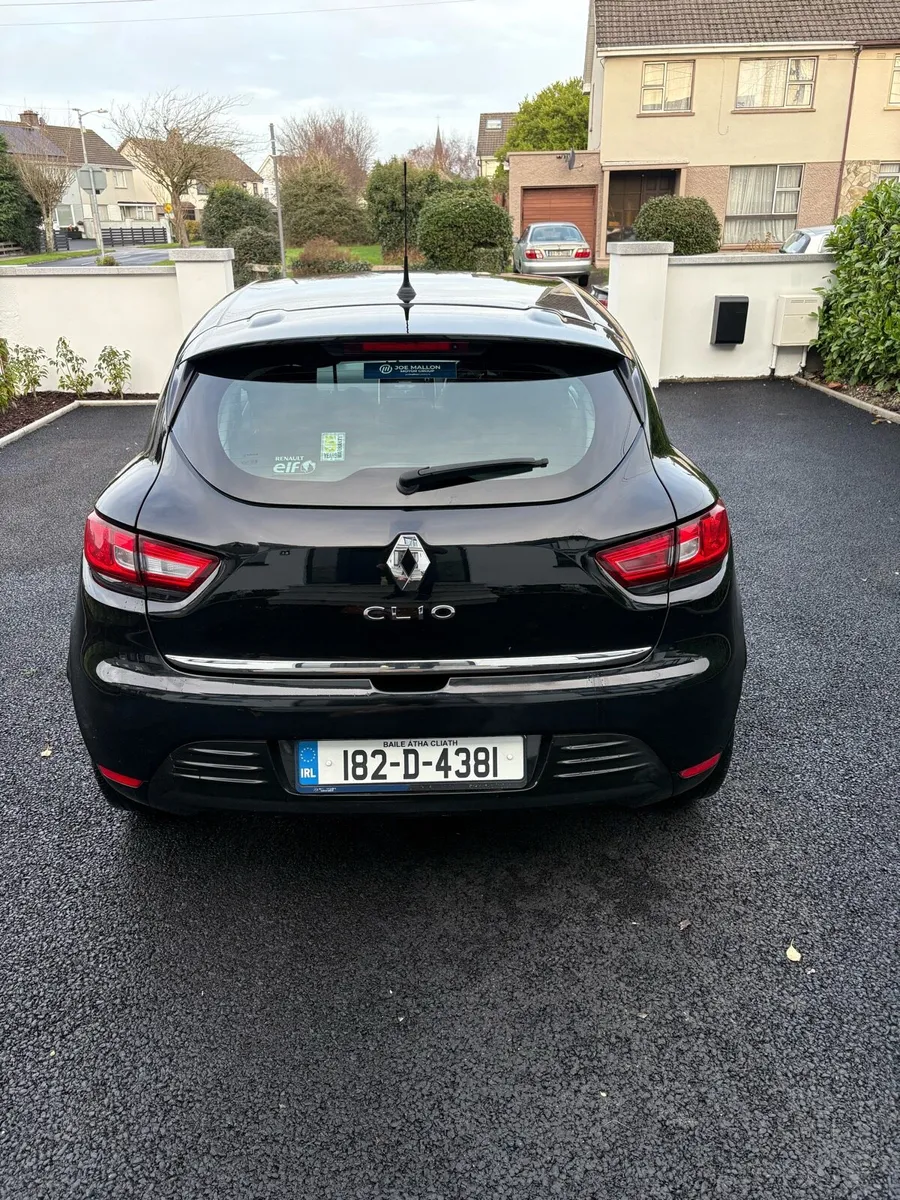Renault Clio - Image 2