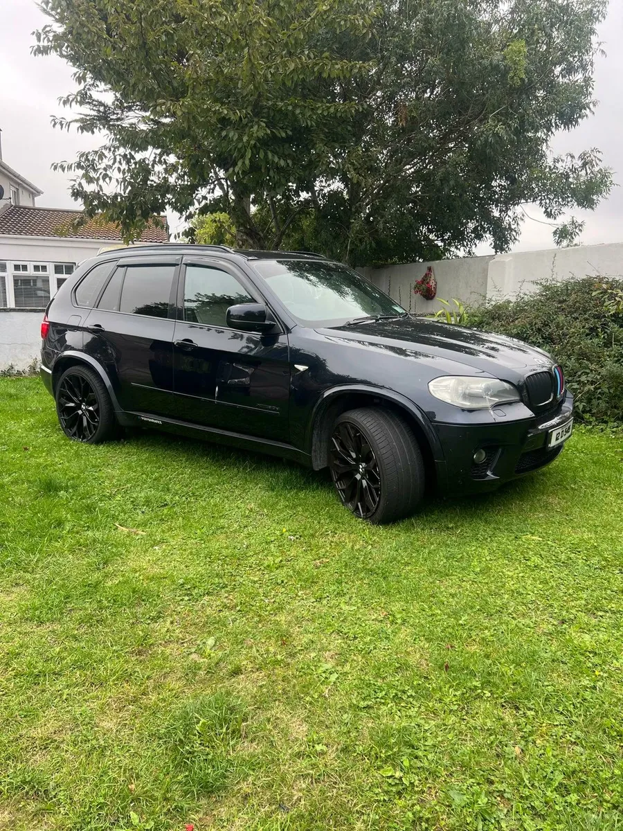 BMW x5 - Image 1