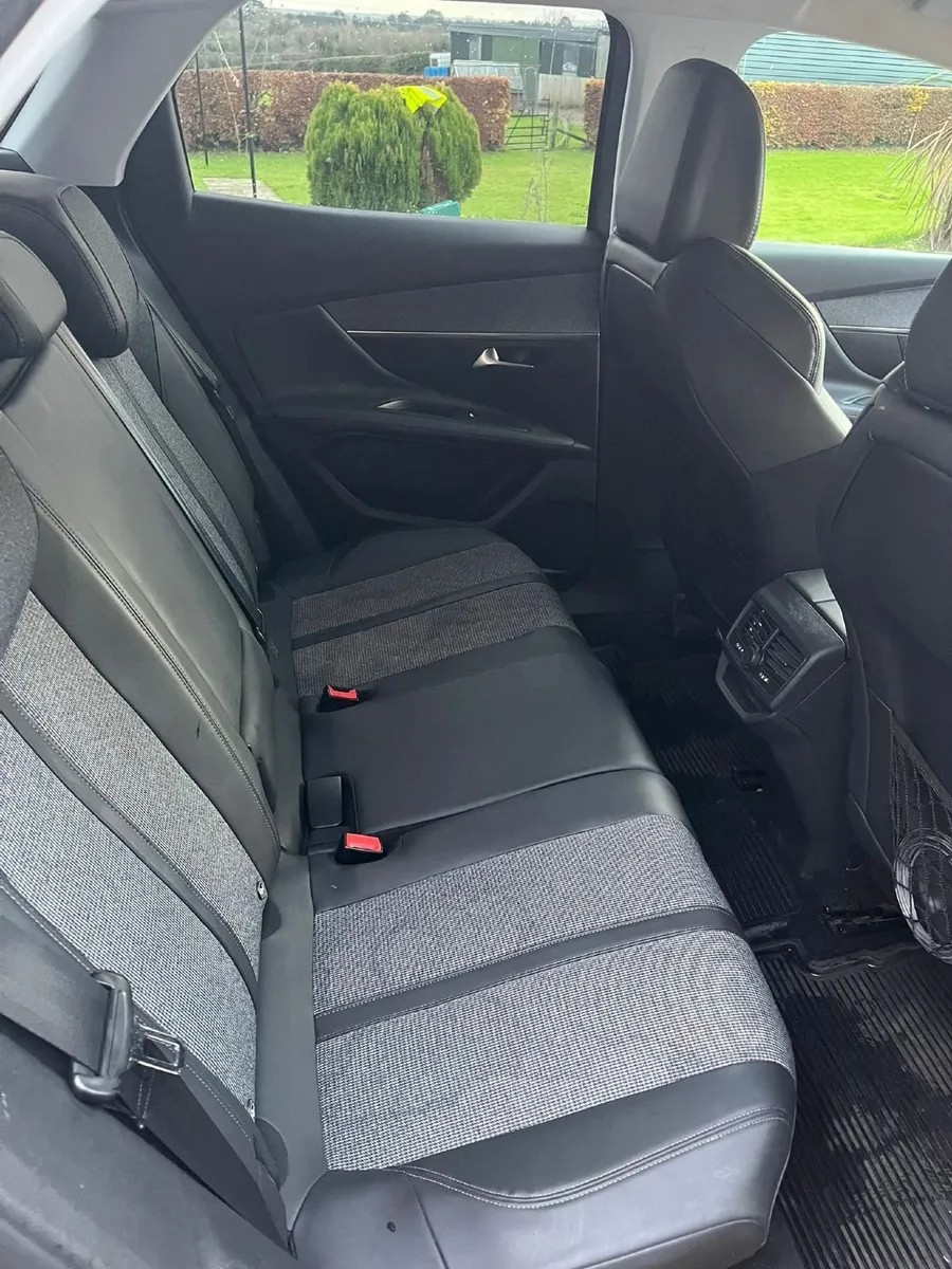 Peugeot 3008 2019 - Image 4