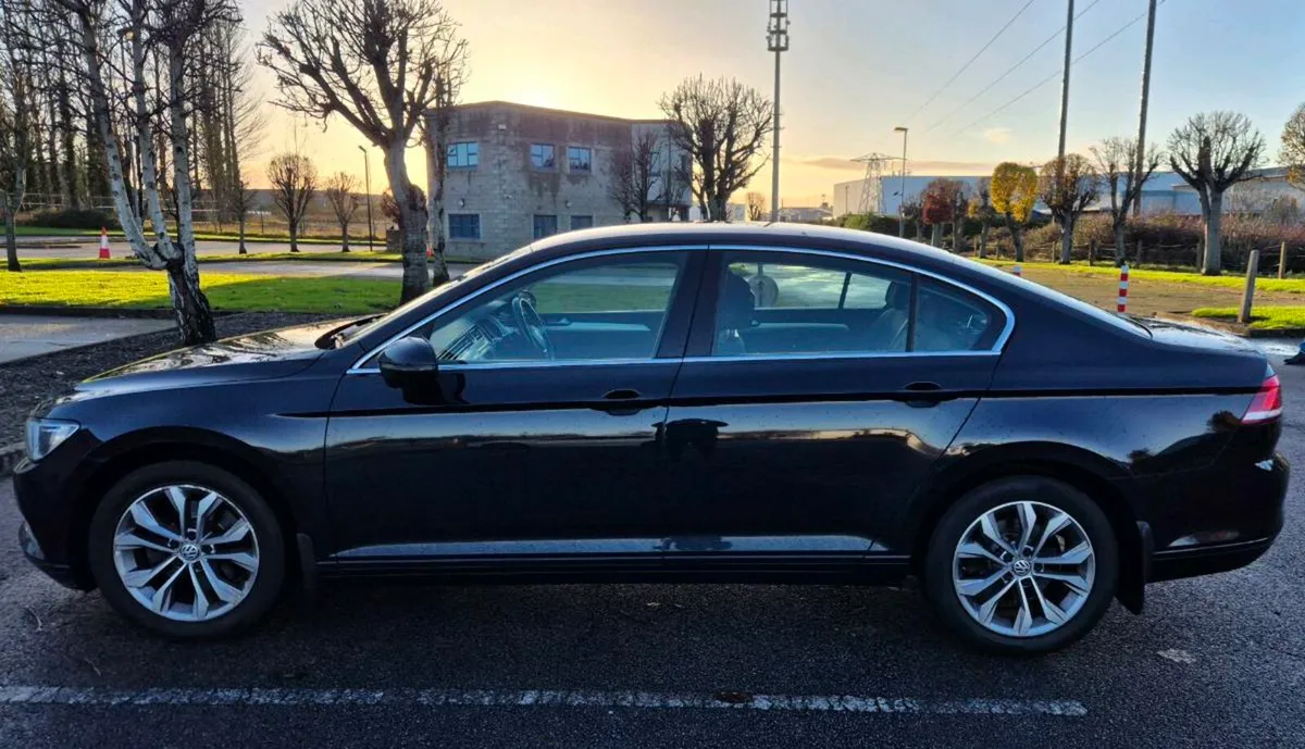 151 VW Passat 1.6 TDI  !!! New NCT !! - Image 4