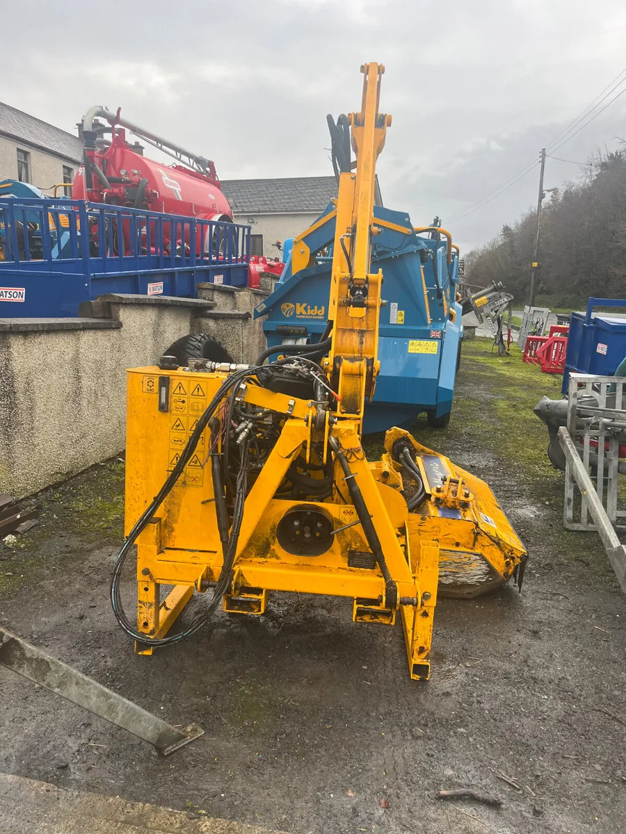 Used Shelbourne Reynolds 457 Hedgecutter - Image 2