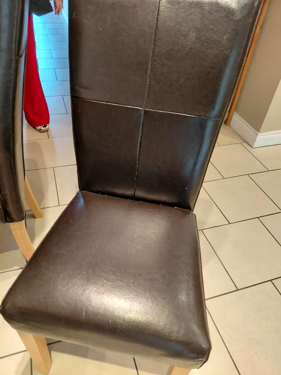 Kitchen table - Image 4