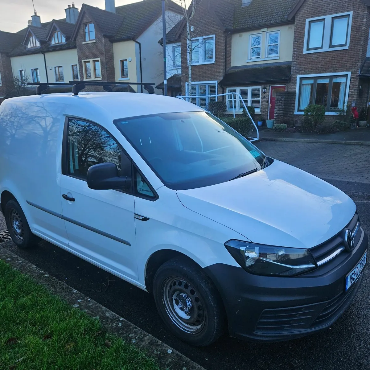 Volkswagen Caddy 2016 - Image 2