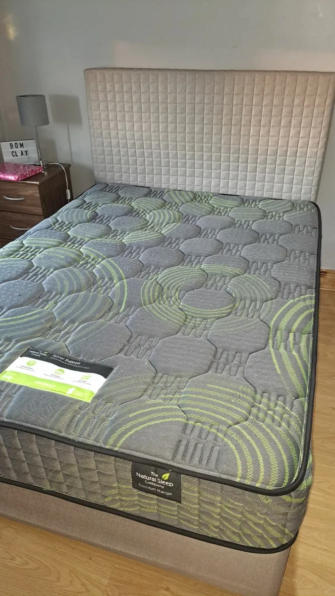 Double bed - Image 1