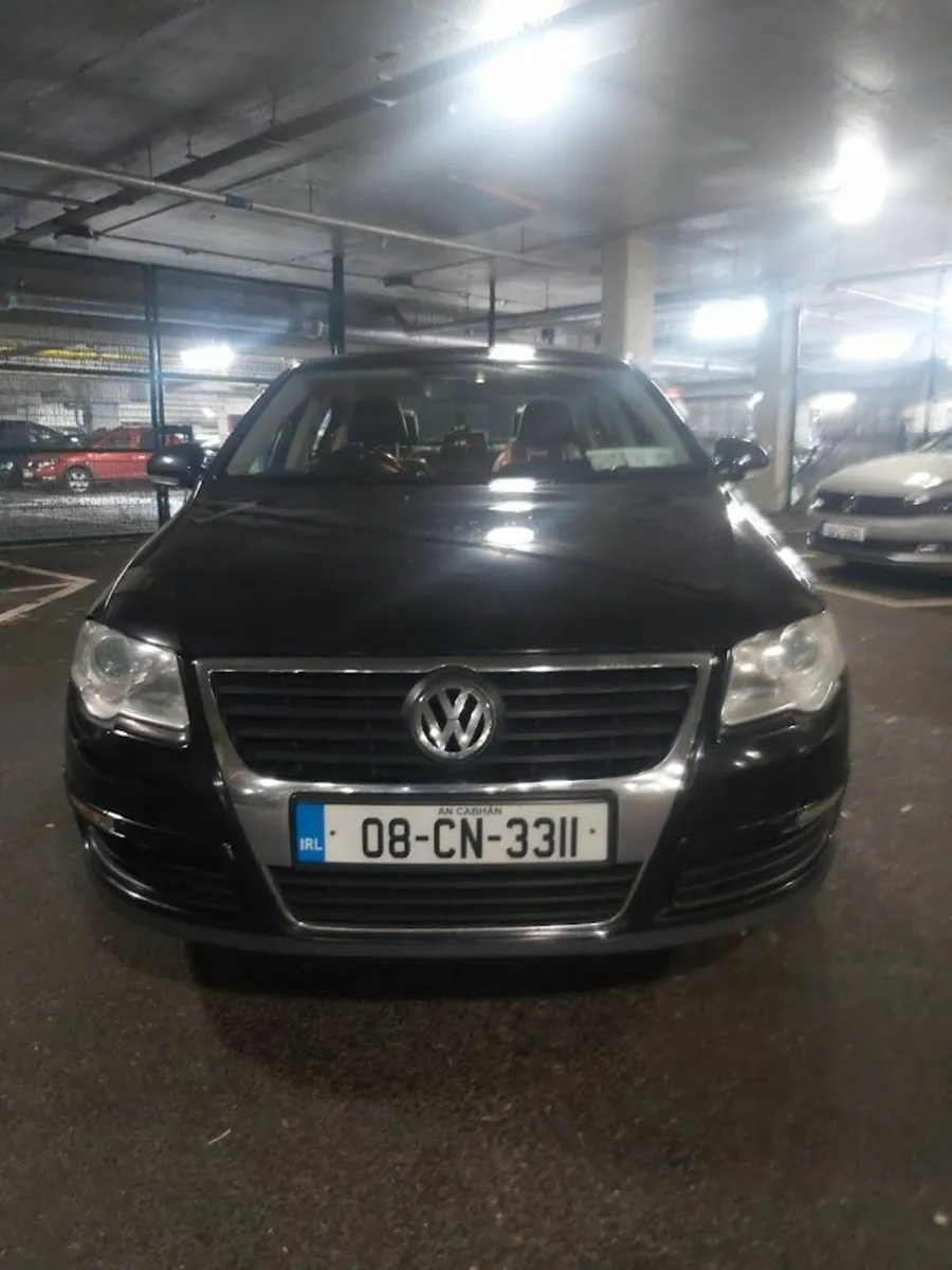 Volkswagen Passat 2008 - Image 1