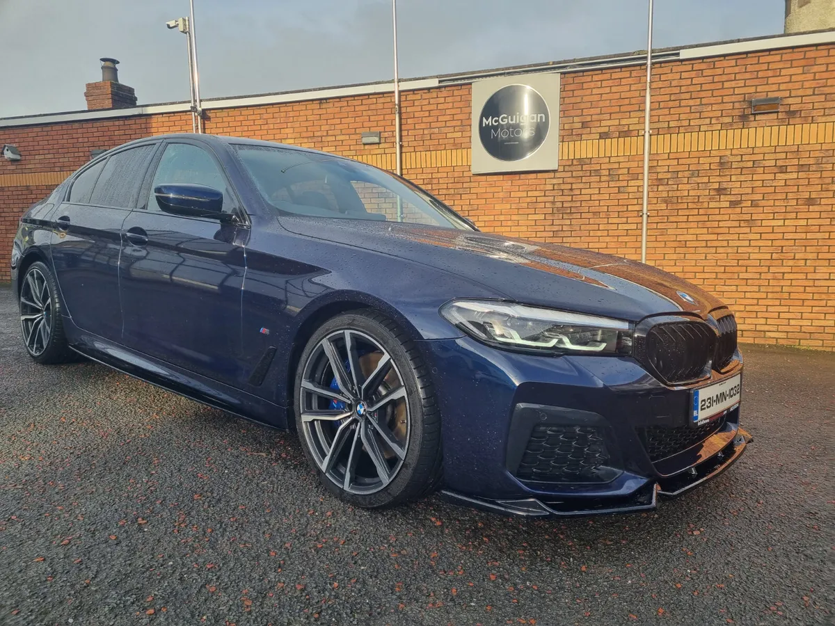 BMW 5-Series 2023 - Image 2