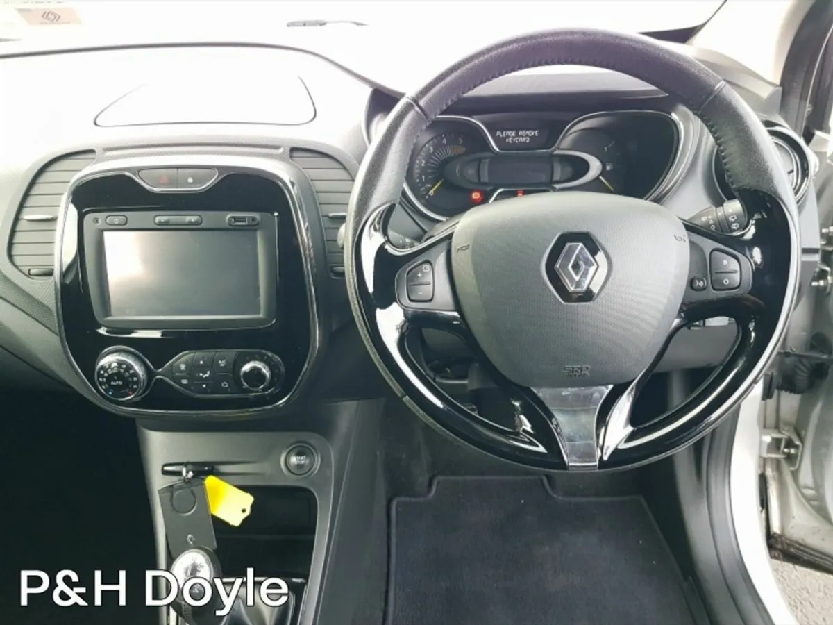 Renault Captur INTENSE - Image 2