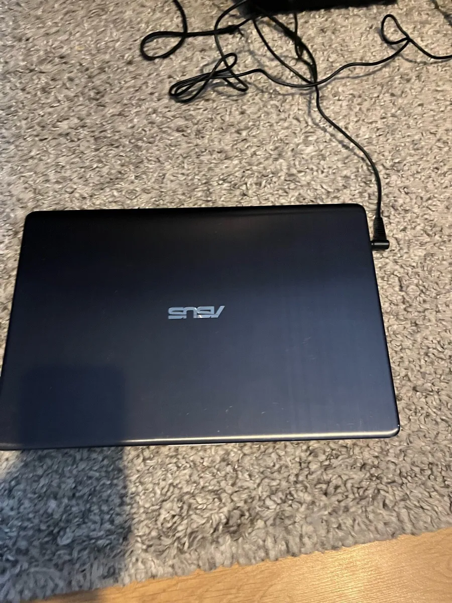 ASUS slim i7 laptop - Image 3